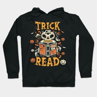 Halloween Trick or Read Librarian Teacher Book Lover Cute Hoodie